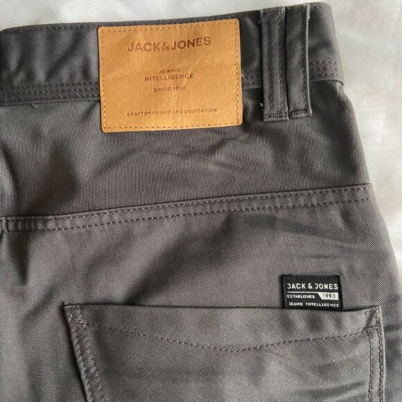 Jack and Jones Grey Shorts - Picture 4 of 5
